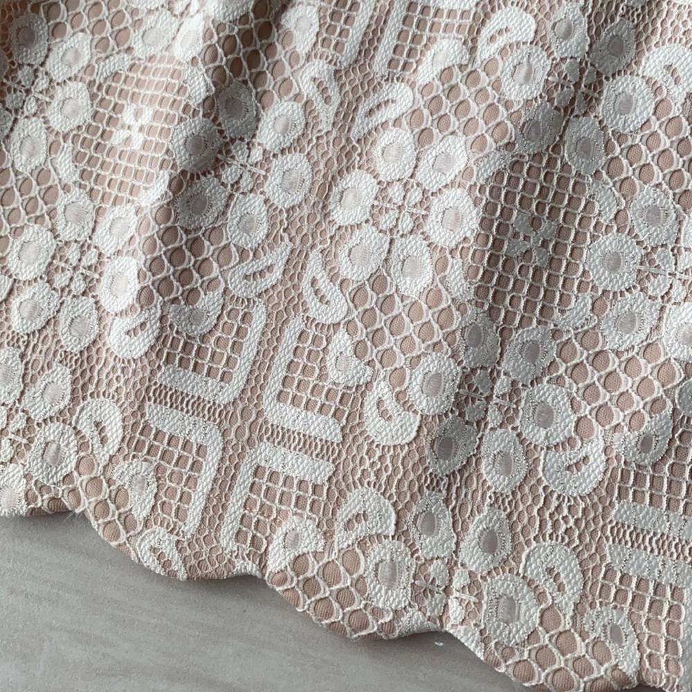 Forever21 Scalloped White Lace Dress size small - Picture 5 of 8